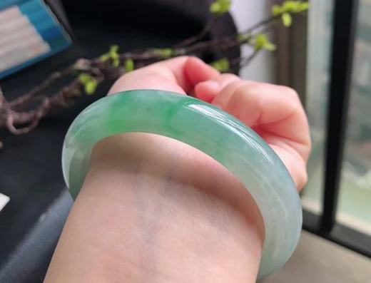 Jade Bangle and Ring Size Charts