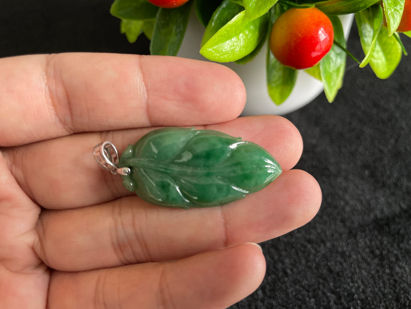 Natural Grade A Green Jadeite Jade Pendant Lucky Leaf